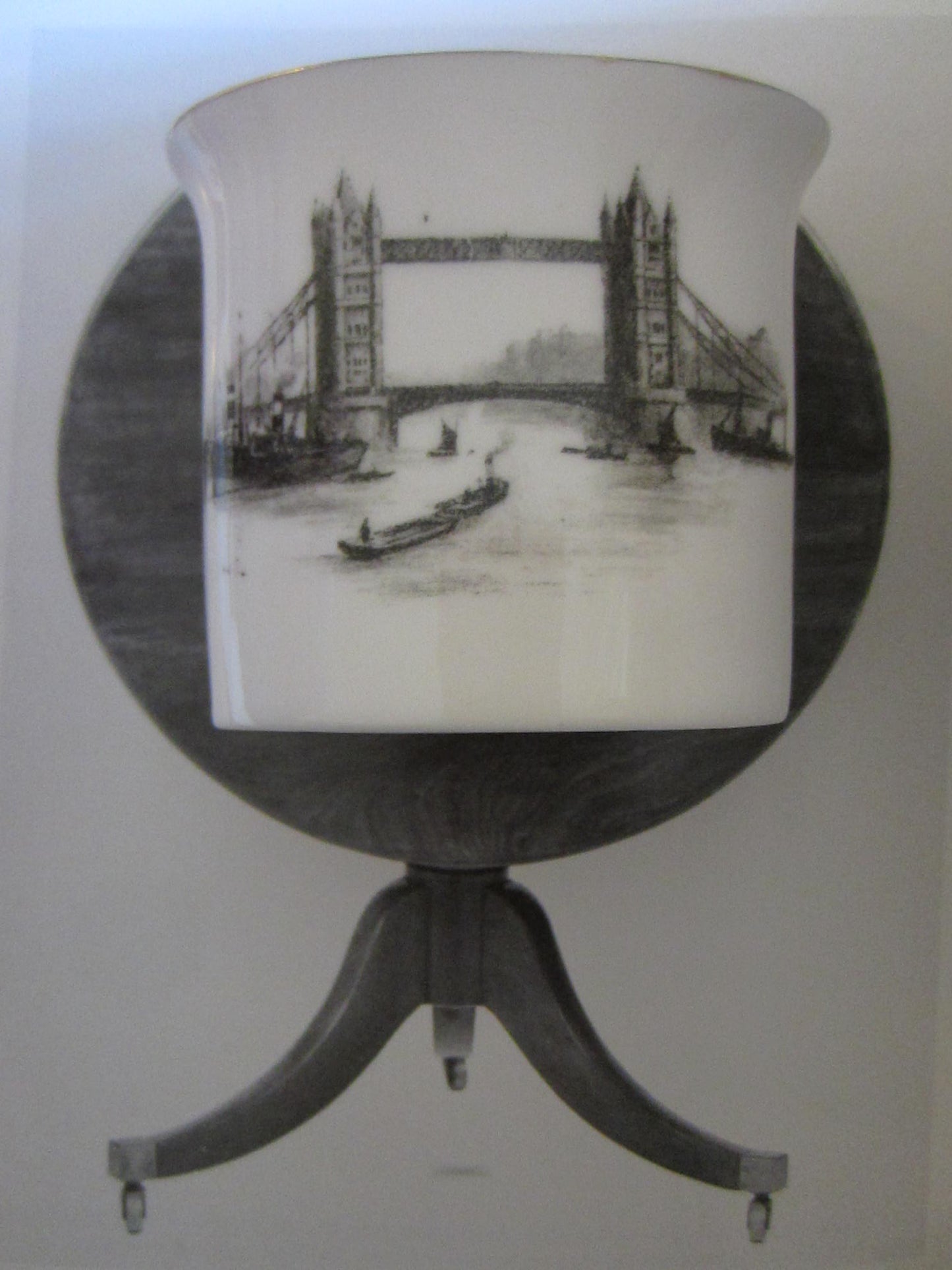 Royal Worcester Bone China Toothpick Holder The Tower Bridge