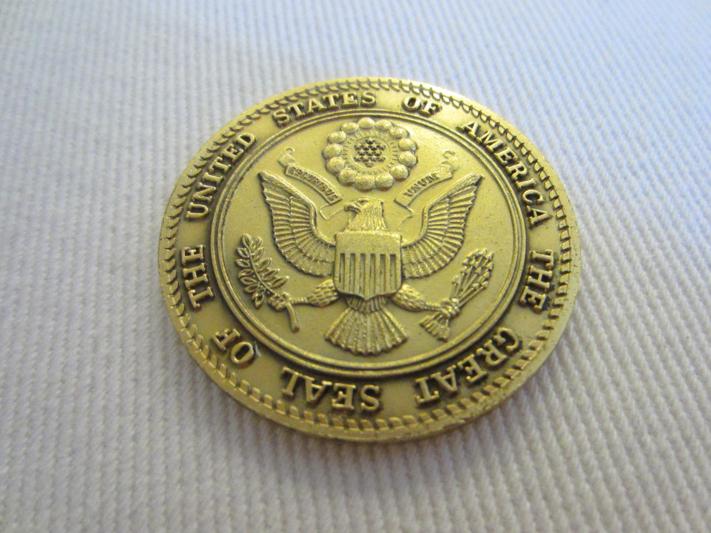 Spirit of 76 The Great Seal Golden Coin Medal 