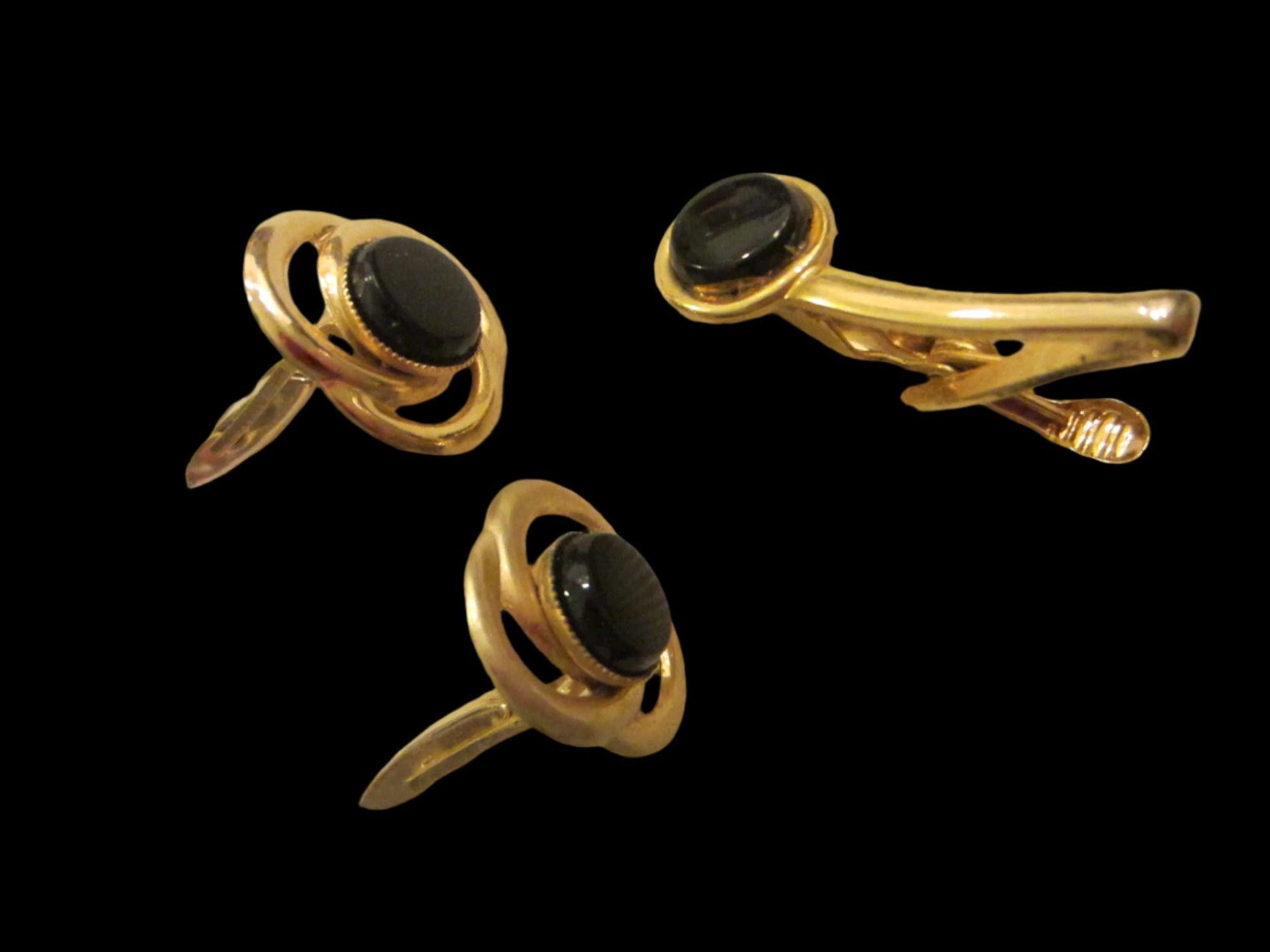 Golden Cuff Links Tie Clip Onyx Set - Designer Unique Finds 