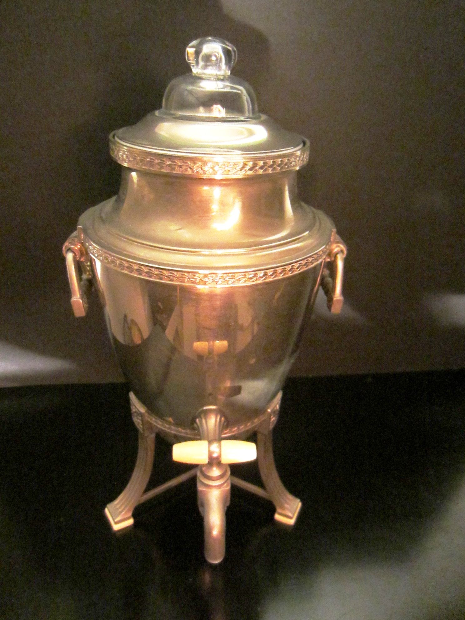 Universal Silver Plated Percolator Landers Frary Clark - Designer Unique Finds 