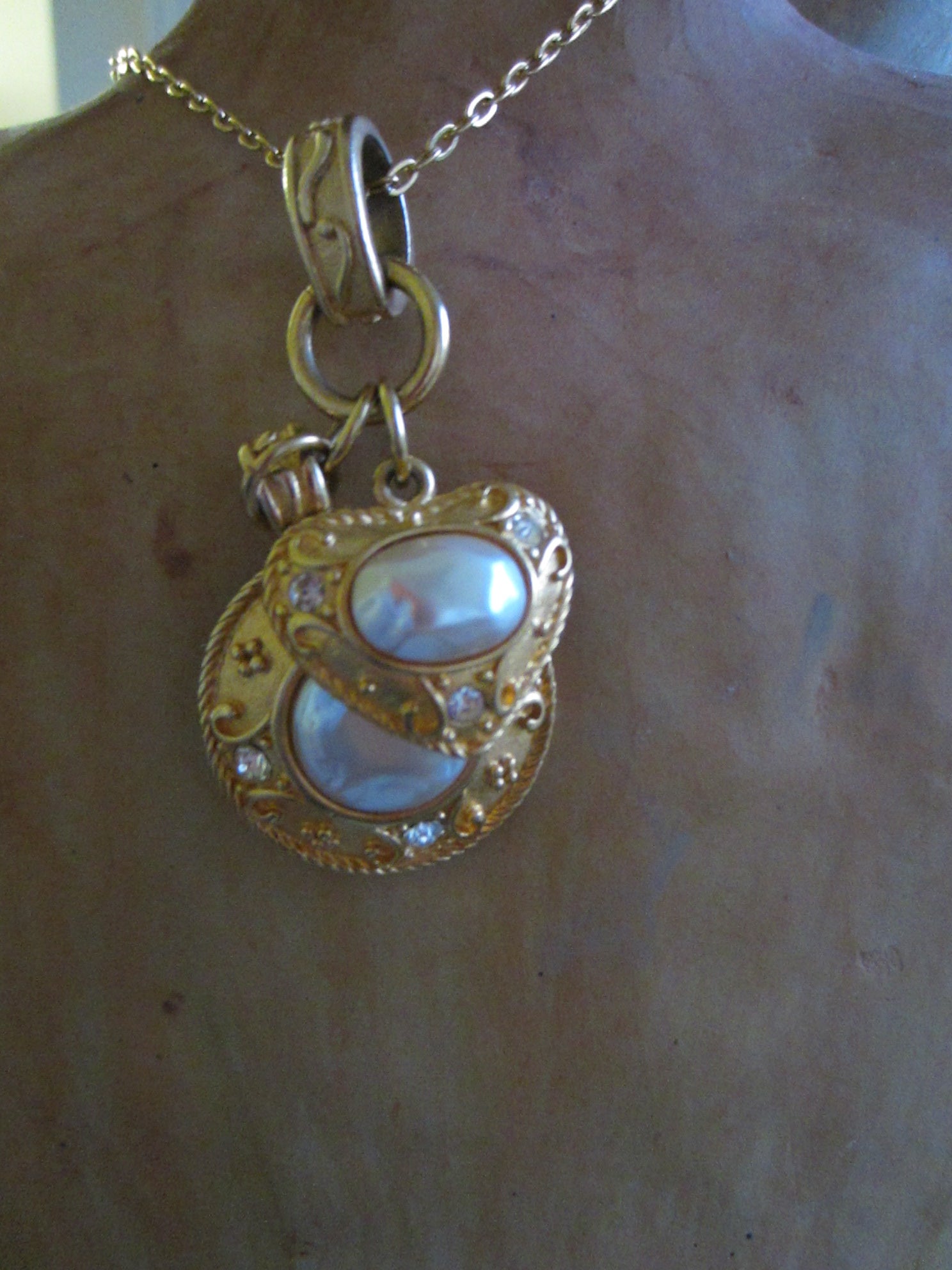 Golden Pendants Decorated Rhinestones Pearl Cabochons Circle And Hearts On Chain - Designer Unique Finds 