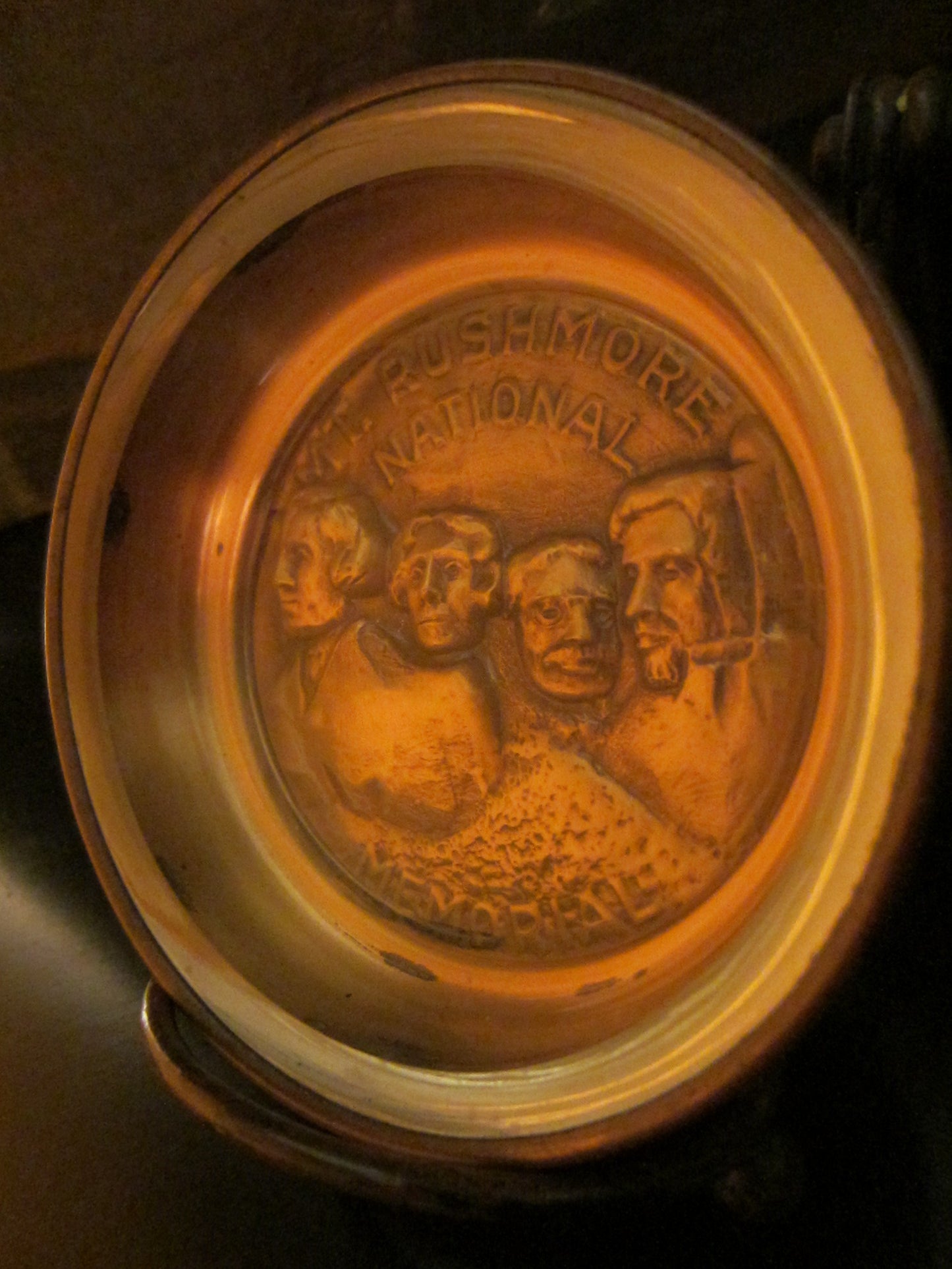 Bates And Klinke Mount Rushmore National Memorial Novelty Dish - Designer Unique Finds 
 - 2