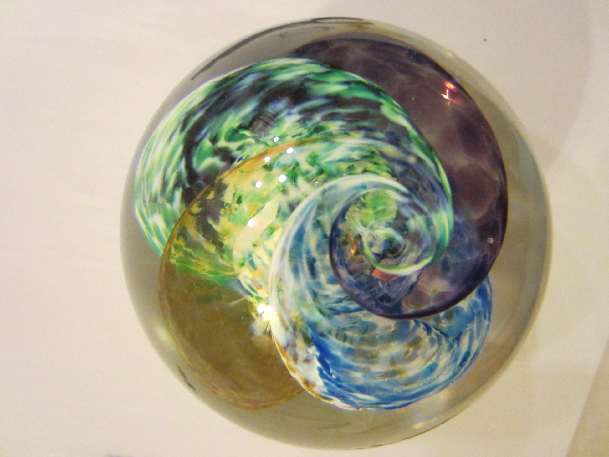 Selkirk Studio Glass Paperweight Hand Made in Scotland Signed - Designer Unique Finds 