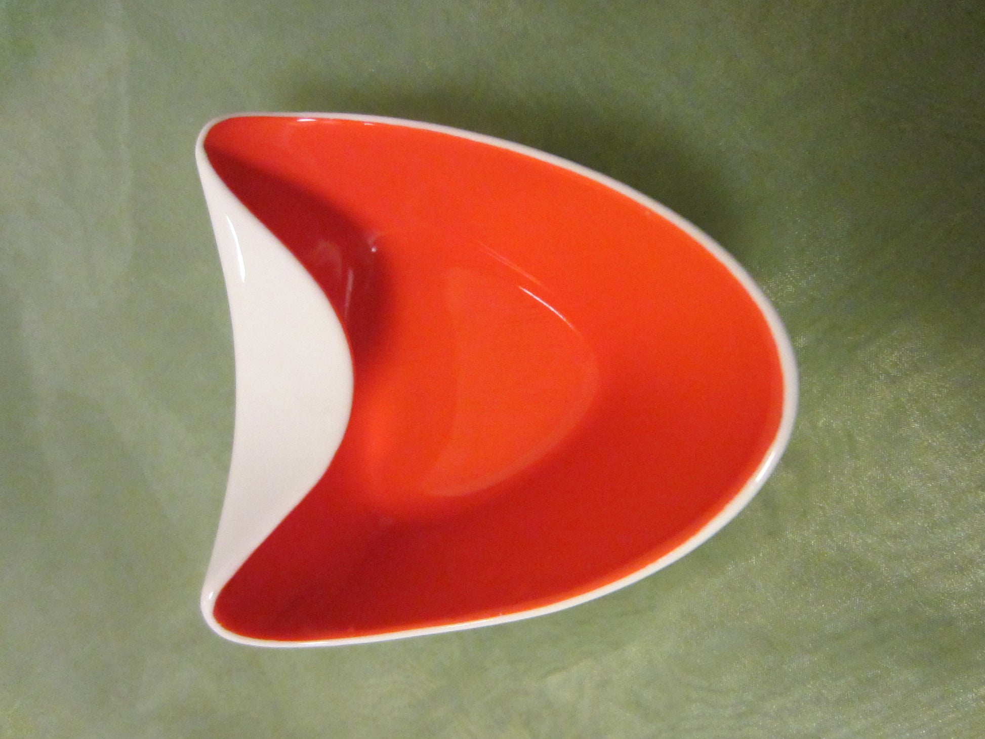 Selb LHS Hutschenreuter Bavaria Germany Art Deco Red Porcelain Bon Bon Dish - Designer Unique Finds 