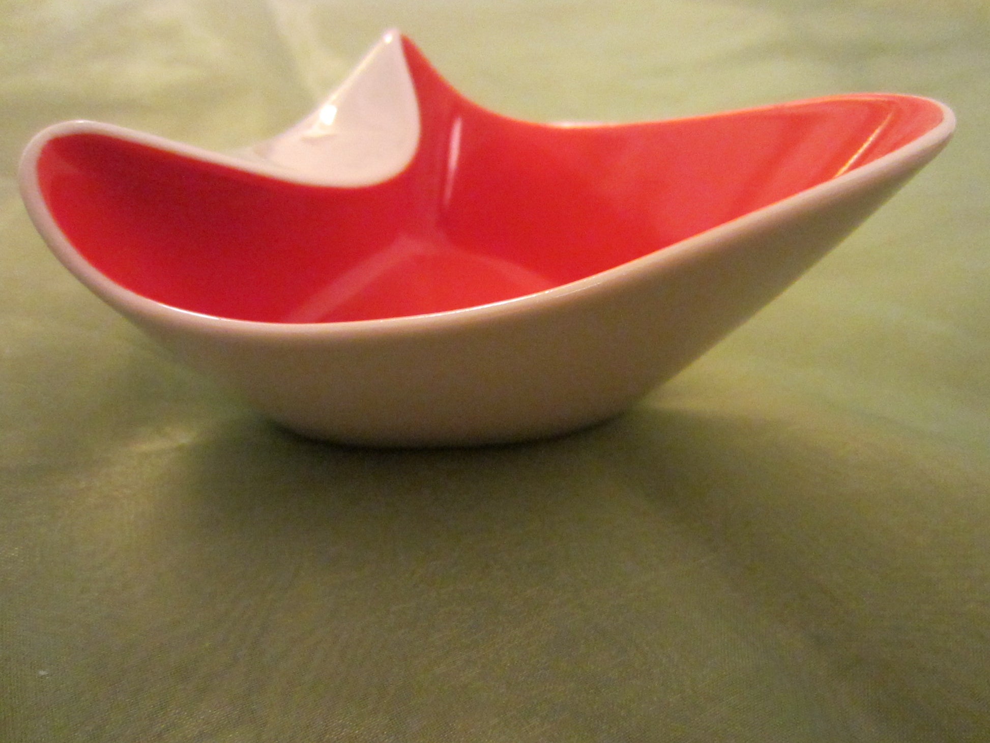 Selb LHS Hutschenreuter Bavaria Germany Art Deco Red Porcelain Bon Bon Dish - Designer Unique Finds 