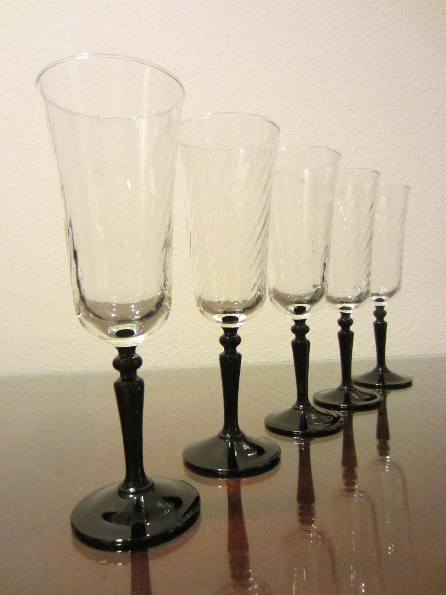 France Cordial Onyx Stemware  Spiral Design Wine Goblets - Designer Unique Finds 