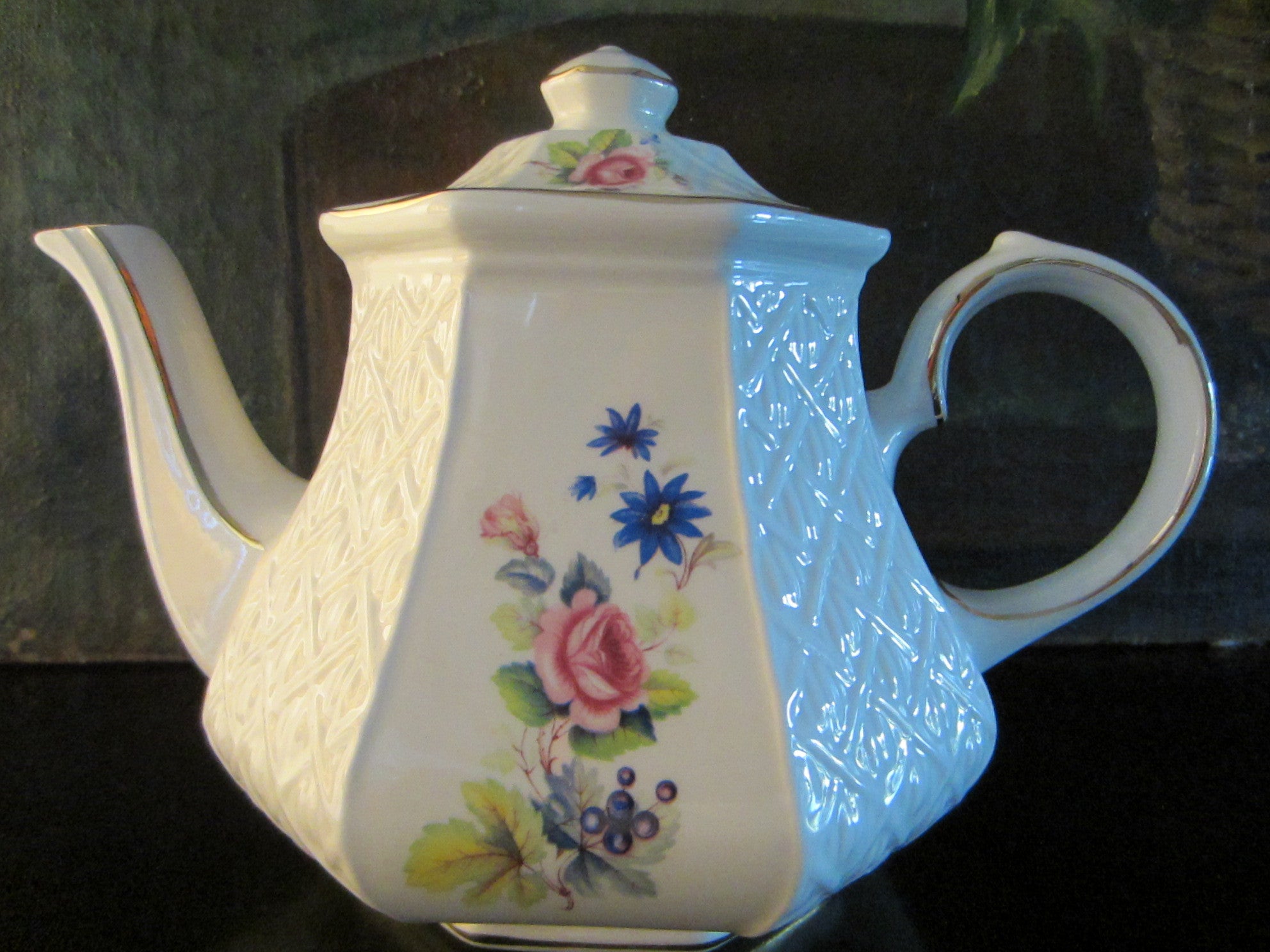 Sadler Windsor Teapot Octagonal retailer Floral Weave Lattice Embossed Vintage England