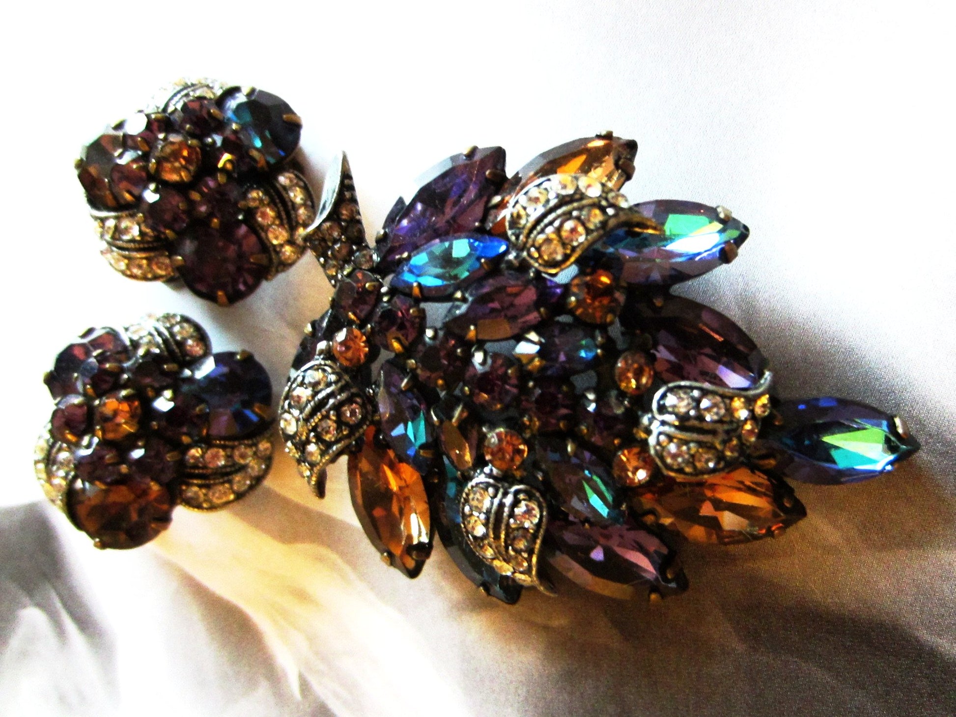 Weiss Parure Brooch Earrings Aurora Borealis Long Stem Flower - Designer Unique Finds 
 - 1